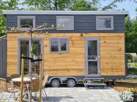 Vakantiepark 't Urkerbos -Tiny house, hotel em Urk