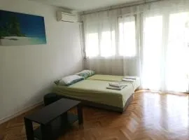 Pretty big double bed room with balcony