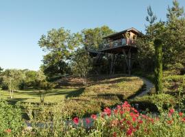 Le Domaine des Prés Verts Suites & Chambres avec Jacuzzi Privatif, ξενοδοχείο με σπα σε Jouey