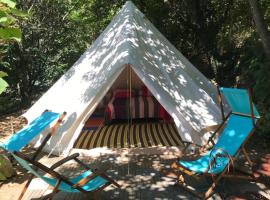 LE PETIT REFUGE DU VAL D’EMERAUDE, kamp s luksuznim šatorima u gradu 'Soudorgues'
