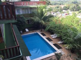 Tambopata Hostel, отель в городе Пуэрто-Мальдонадо