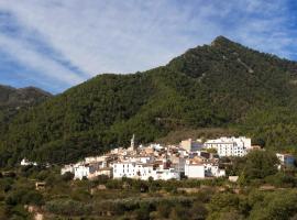 Hotel Beniali, hotel v destinaci Ahín