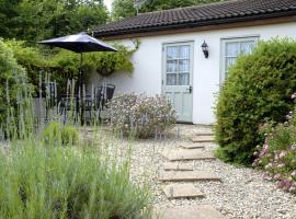 Ashton Cottages, hotel with parking in Wedmore