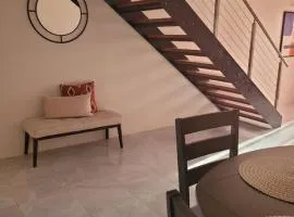 Tranquil 2 bedroom townhouse in Discovery Bay