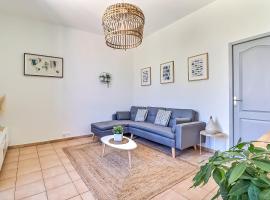 LE REGORDANE - Appartement 4 personnes - Centre WiFi Cosy, готель у місті Сен-Жиль