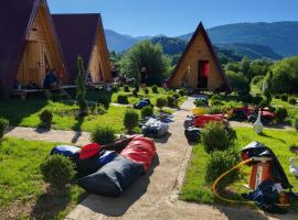 PROKLETIJE COTTAGES, hotel din Plav