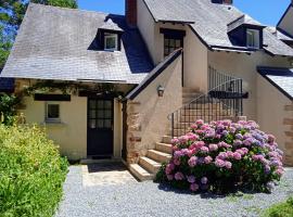 Cottage sur le Domaine du golf de la Bretesche, hotel in Missillac