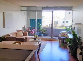 멜버른에 위치한 스파 호텔 beautiful apartment 100mts near the beach in Port Melbourne