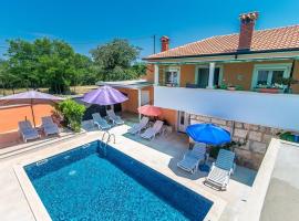 Holiday House Vlahovich, holiday home sa Tinjan