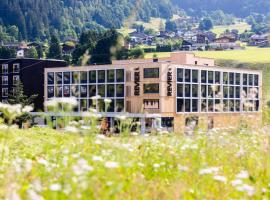 Revier Mountain Lodge Montafon, hotel in Sankt Gallenkirch