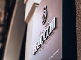 Palazzo Bellocchi - Suites & Apartments, hotel a Brindisi