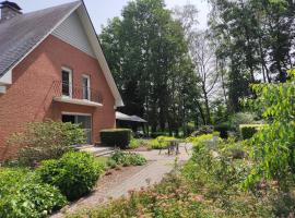 Villa Chill, hotel en Scherpenheuvel-Zichem