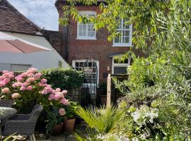 The Courtyard، فندق بالقرب من Chichester Cathedral، شيشستر