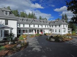 Omni Bretton Arms Inn at Mount Washington Resort, hótel í Bretton Woods