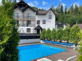 Villa Shale MarSo, hotel v okrožju Polyanitsa, Bukovel