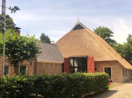 Landgoed Olterterp Lodges, kies een comfortabel huisje of appartement op de allermooiste locatie, hótel í Olterterp