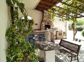 Evia Escape, rumah percutian di Diliso