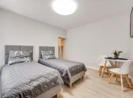 Central Platinum Apartments 20