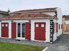 Lila Beach Villa, villa em Ponta Delgada