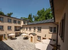 Central Platinum Apartments 27