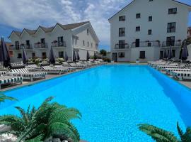 Krystal Boutique Mansion، فندق في هونيدوارا