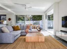 Byron Bay Accom - North Beach Houses 44 Bayshore Drive - No pool in studio