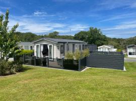 97 Crugan, hotel in Pwllheli