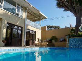 Sundown Manor Guest House, hotel near Sea Point Pavilion Swimming, Cape Town