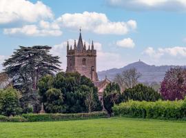 The Little Cottage - Peaceful, Dog Friendly Cottage in 5 Acres, hotel in Glastonbury