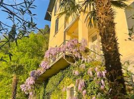 Villa Gina โรงแรมในวาเรนนา