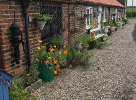 Yarm cottages the byre, vacation rental in Kirk Leavington