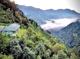 Trabzon Mountain House-UZUNLU، فندق في طرابزون