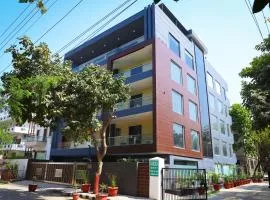 The Empire Rooms & Boutique Near Cyber City Gurgaon