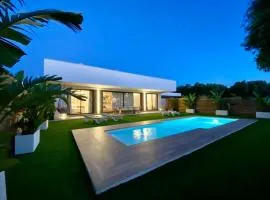 VISTA LAGO VILLE