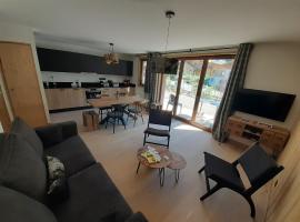 Superbe appartement T3 4 étoiles terrasse accès spa, Ferienwohnung in Saint-Chaffrey