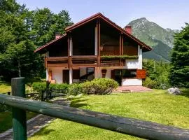 Nice Apartment In Busa Di Villotta With House A Mountain View