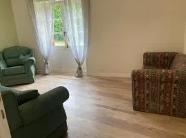 Private-Tranquil-Peaceful-Garden-Bbq