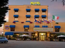 Valdenza Hotel, hotel con estacionamiento en Campegine