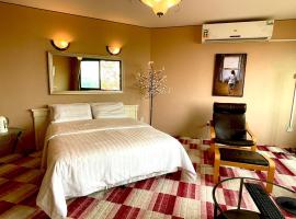 Abha Lake View Villas - 4 Bedrooms & 4 Bathrooms, hotel a Abha