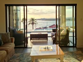 Die Braaihuis, sleeps 6, Central and Fabulous!, hotel sa Gordonʼs Bay