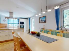 FERIENWOHNUNGEN TANJA - dein Wohlfühlhaus in Kappl, hotel in Kappl