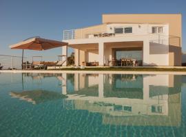 Villa Lombardo Luxury, готель-люкс у місті Балестрате