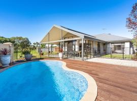 The Lodge - Dunsborough, cabin in Dunsborough