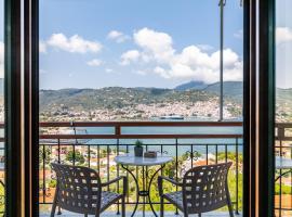 Aegeon Hotel, hotel em Skopelos Town