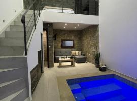 Stone Suites, отель в Пефкохори