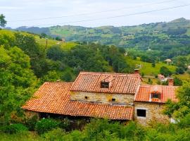 Precioso apartamento en plena naturaleza, apartmen di La Cavada