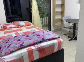 HABITACION AMOBLADA SECTOR LAURELES-ESTADIO hasta 3 personas Santorini