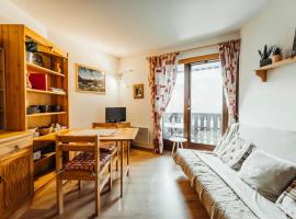 Furnished studio with a balcony next to the Chattrix chairlift Rated 1 star, magánszállás Saint-Gervais-les-Bains-ben