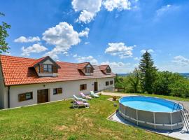 Awesome Home In Breznicki Hum With Wifi And 4 Bedrooms, villa in Donje Makojišće