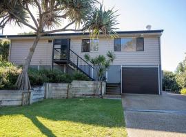 The Pandanus House, holiday home in Point Lookout